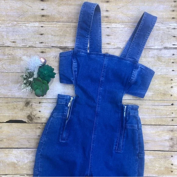 ⚔️SOLD⚔️ Kendall + Kylie Cut Out Denim Jumpsuit Blue Jean Overalls Small - Picture 2 of 10